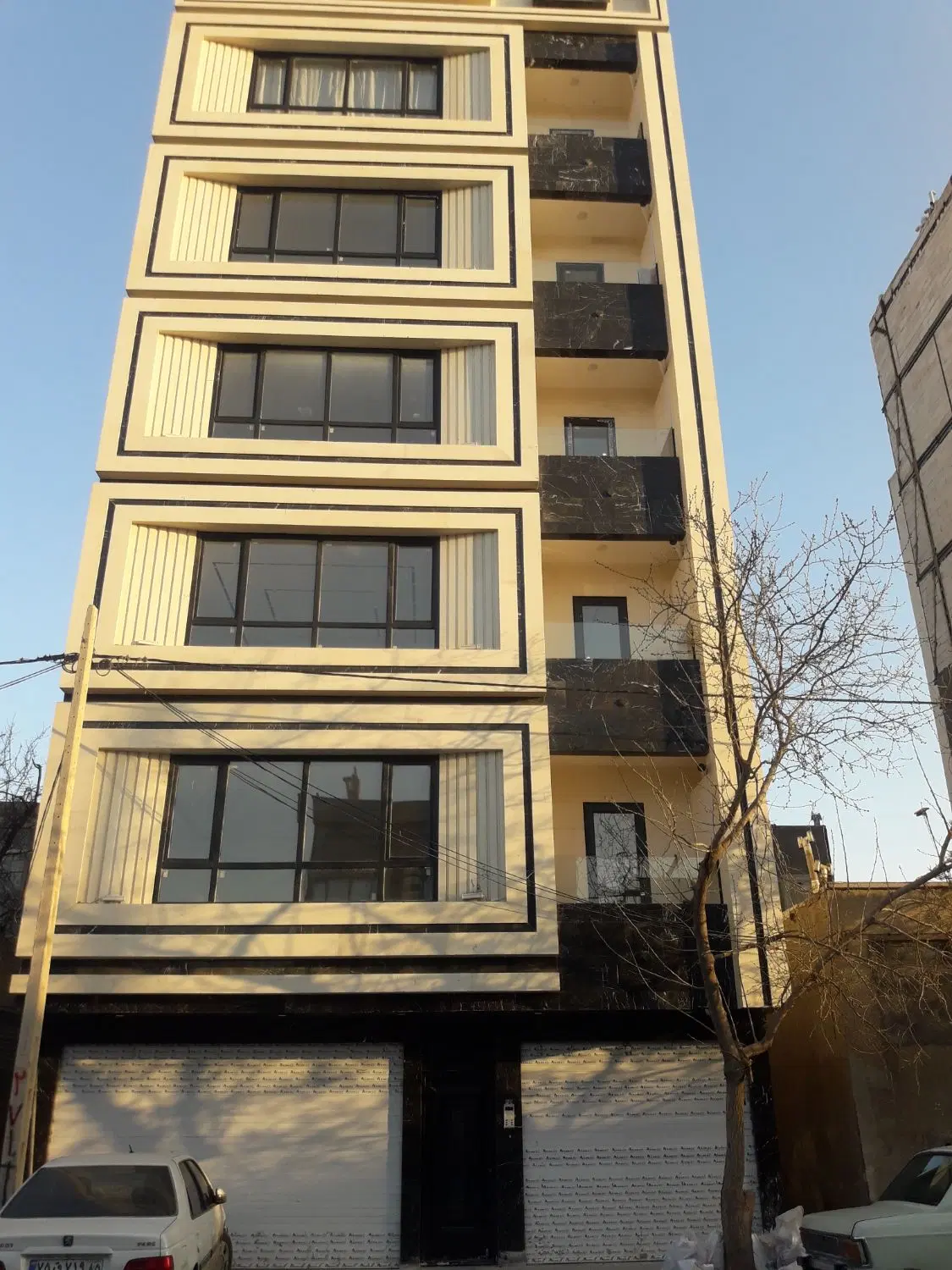 آپارتمان ۳خواب با شرایط (یک با۳۰.م اجاره)