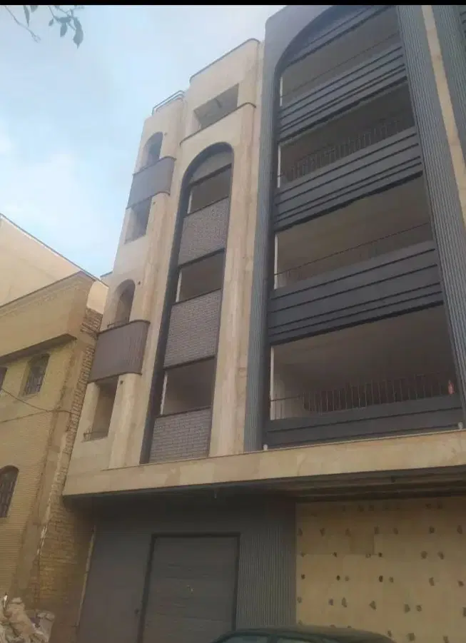 فروش واحد ۱۰۵ متری پاسارگاد باهنر امیر کبیر فرزدقی