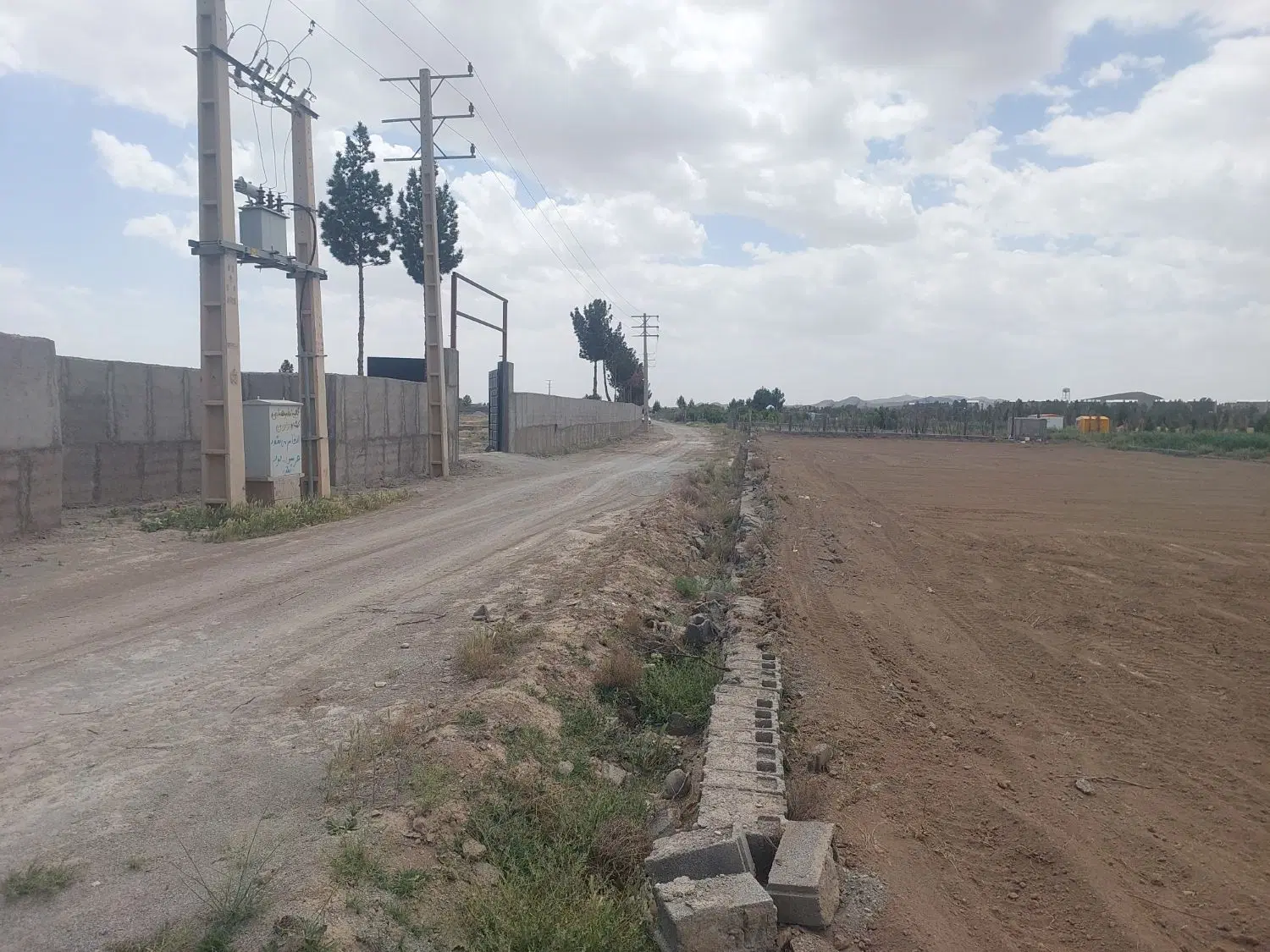 ۲۳۰متری_ باغچه _ زمین  اقساط