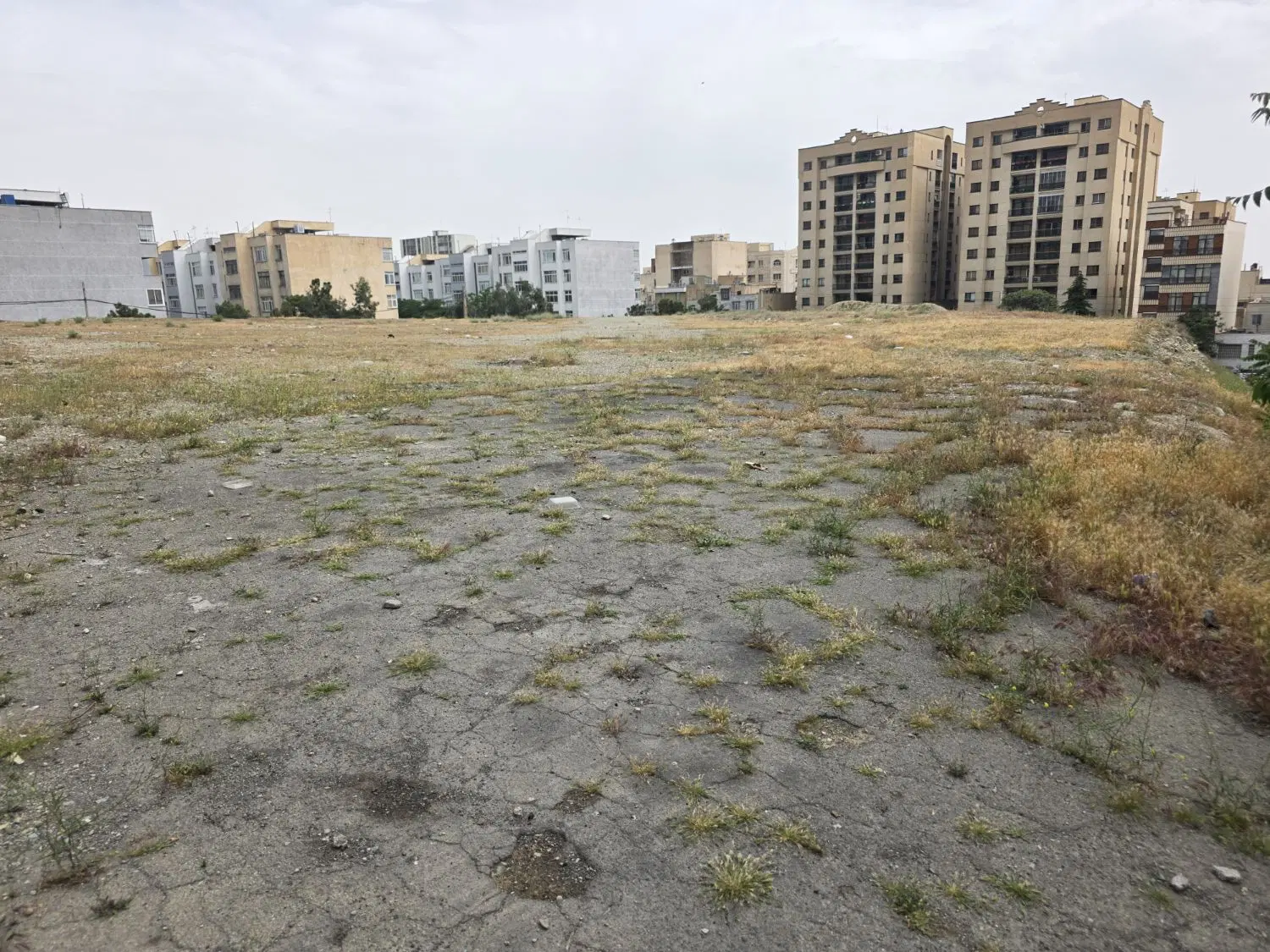 زمین فروشی یا مشارکت در ساخت