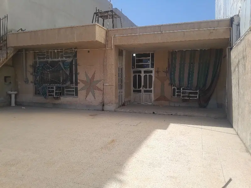 منزل ویلایی. رهن و اجاره.خ معلم
