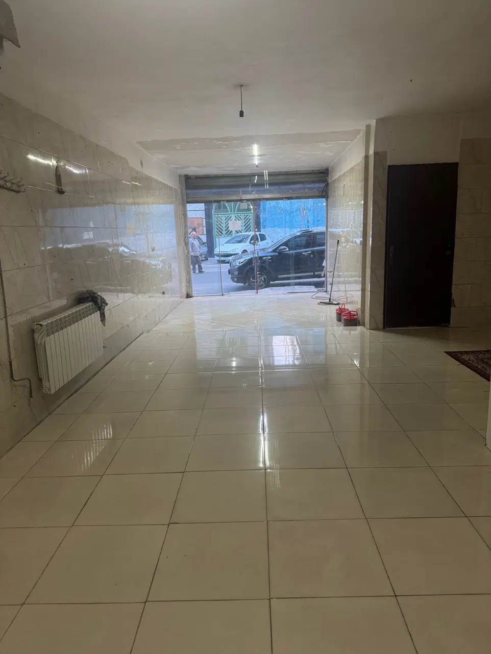 مغازه۶۰ متری