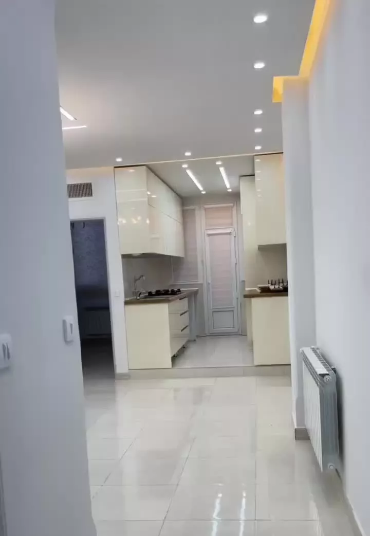 رهن واحد ۶۰ متری پارکینگ انباری سندی
