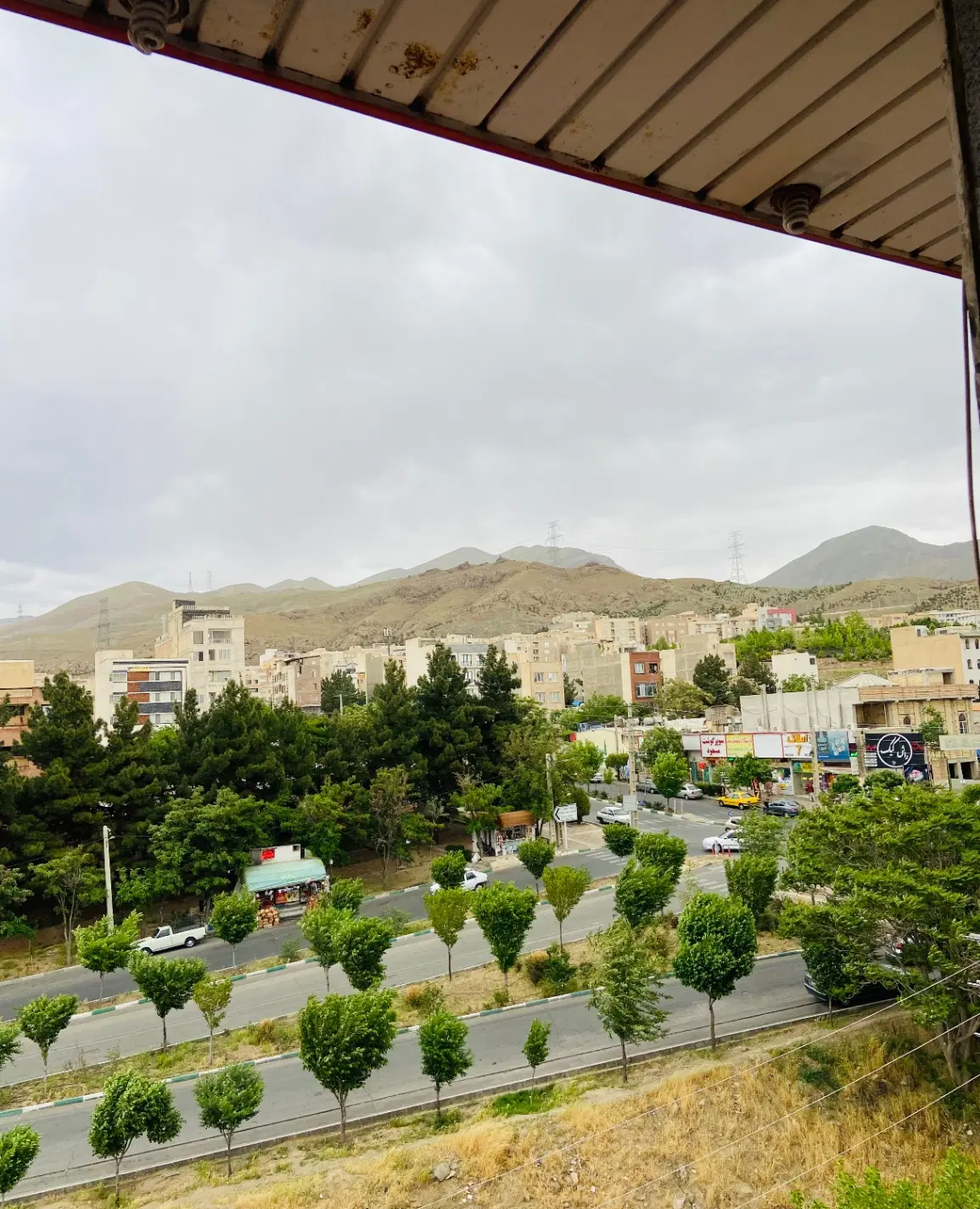 رو به نما پارکینگ اختصاصی اشتراکی شمالی قولنامه ای