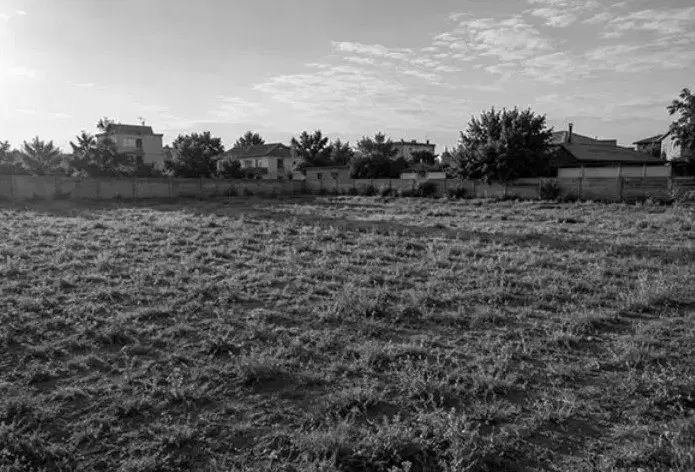 زمین قنات ناصری