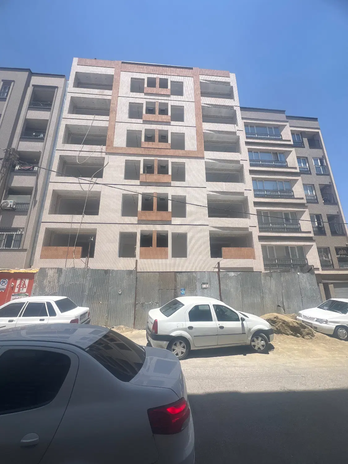 فروش واحد ۱۰۰متری