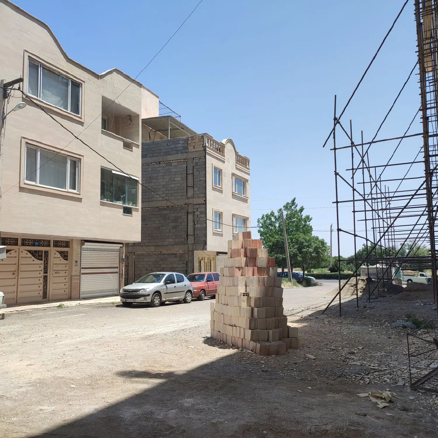 فروش زمین مسکونی بهر خیابان 16 متری