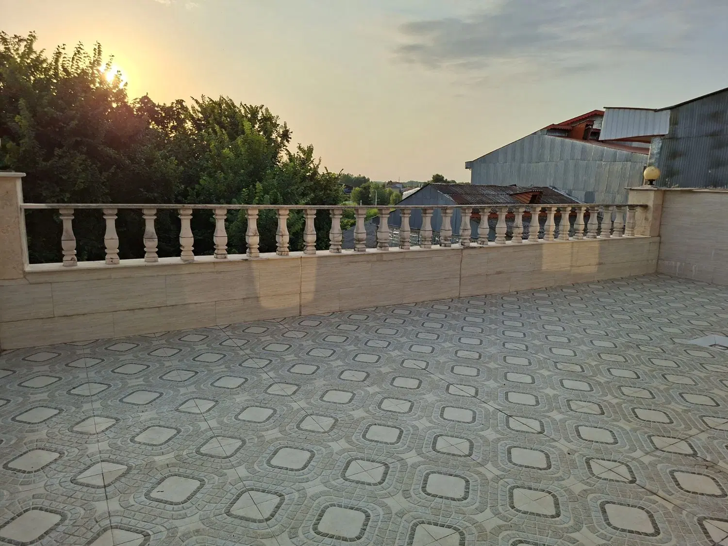 فروش پنت هوس ۱۲۰ متری در میدان چای ۶ میلیارد