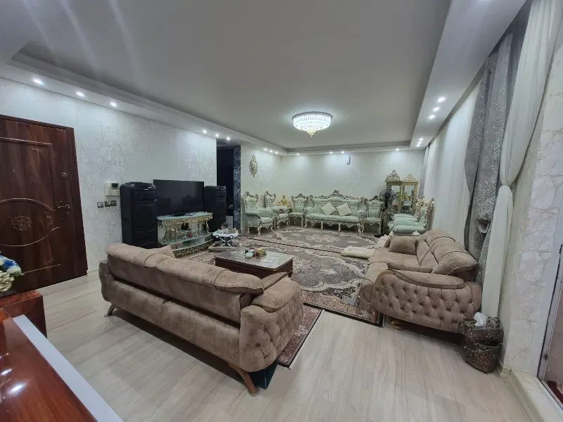 فروش آپارتمان فول جنب مسجد میرزاده خانم