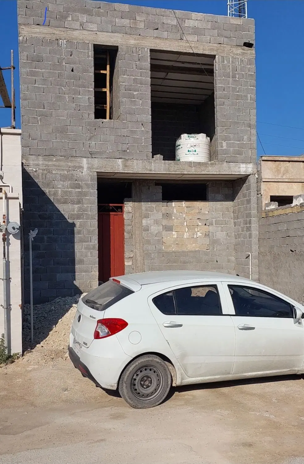 فروش ویلایی در حال ساخت واقع در تنگک دوم