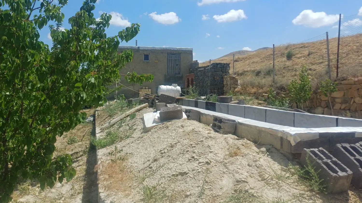 باغ روستای قلقله