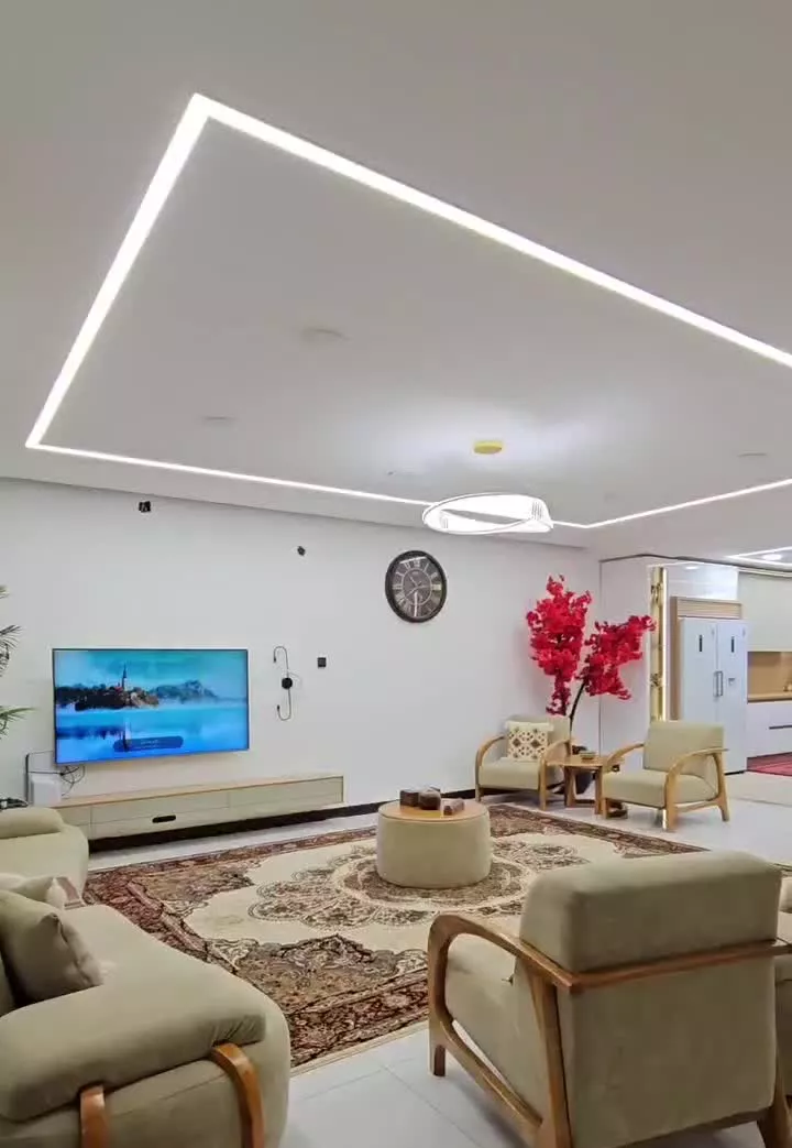 خانه 240 متری فاز 1 پاداد غربی