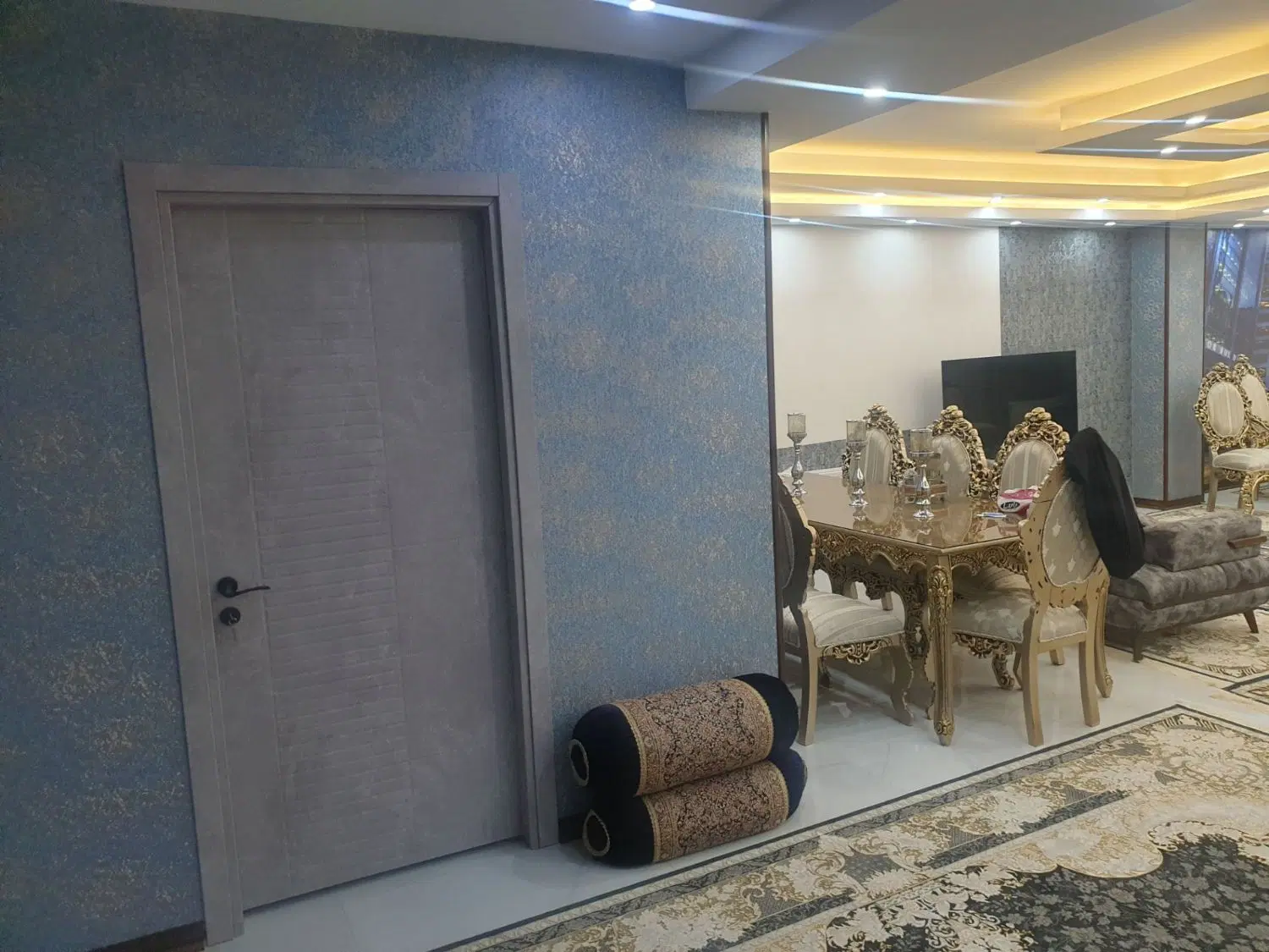 فروش اپارتمانی ۲۷۰ متری مدرن