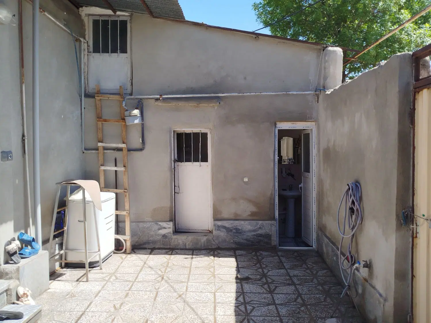 خانه ویلایی در بروجرد ونسون