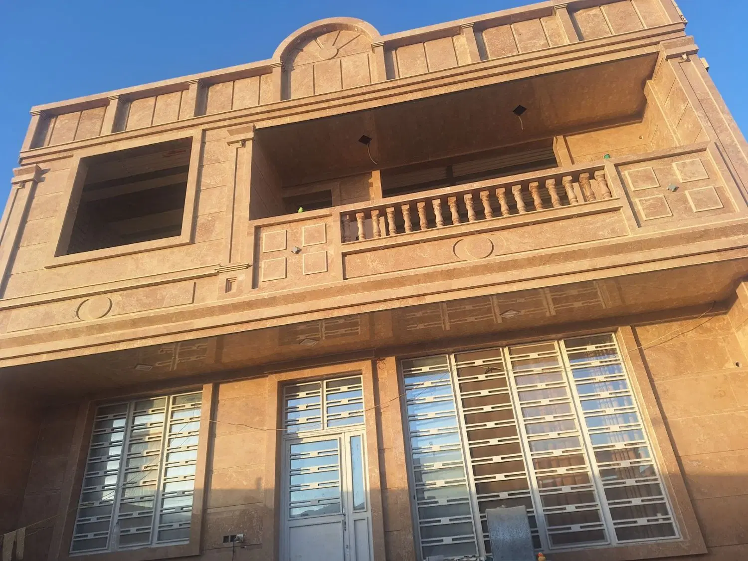 رهن و اجاره دوخواب 160 متری گویم، شهرک شورا
