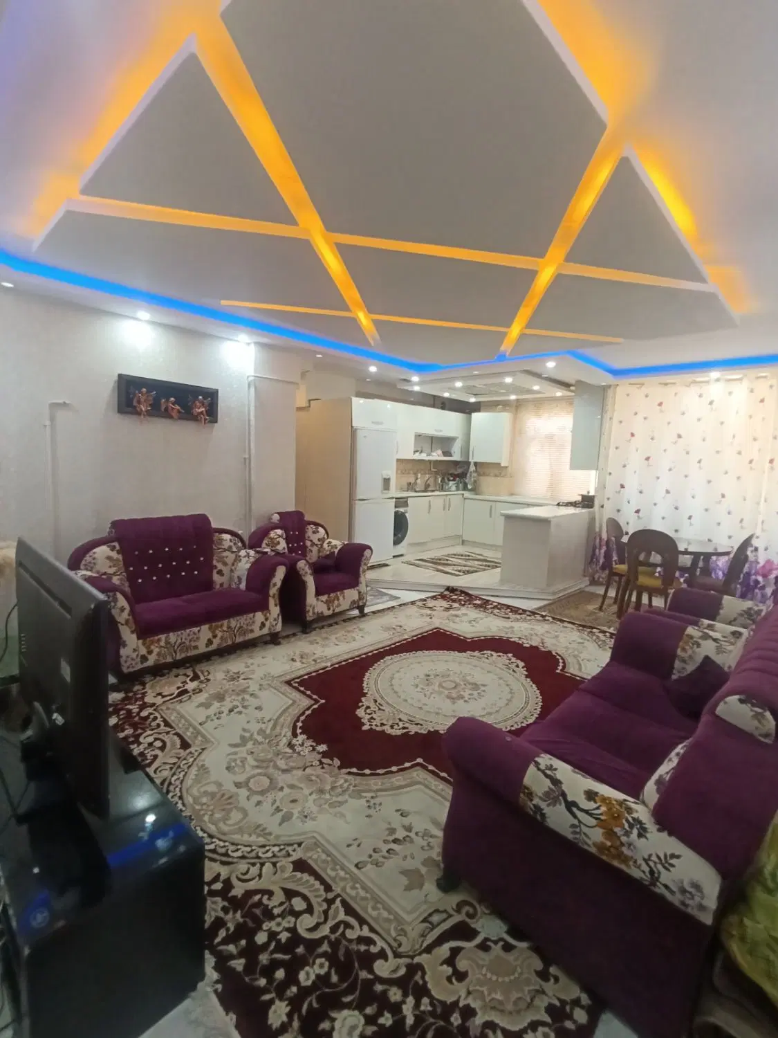 آپارتمان ۸۰ متری فول لاکچری