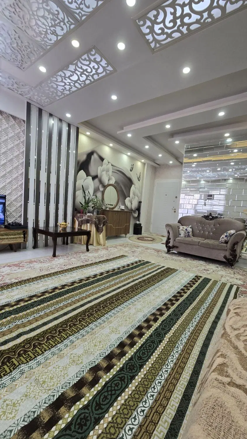 ۸۵متر فول امکانات فاز ۶ شمال پرند