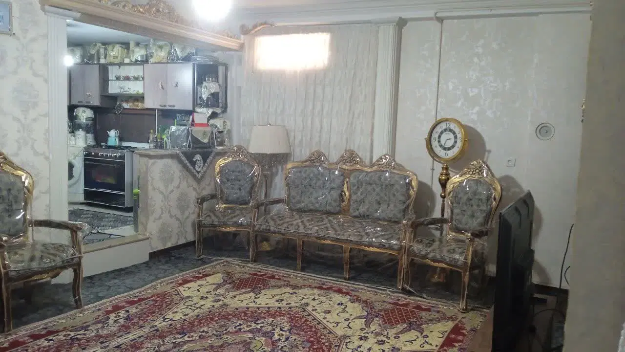 خونه ای که بامترو  سرکوچه حرم پیاده میشی