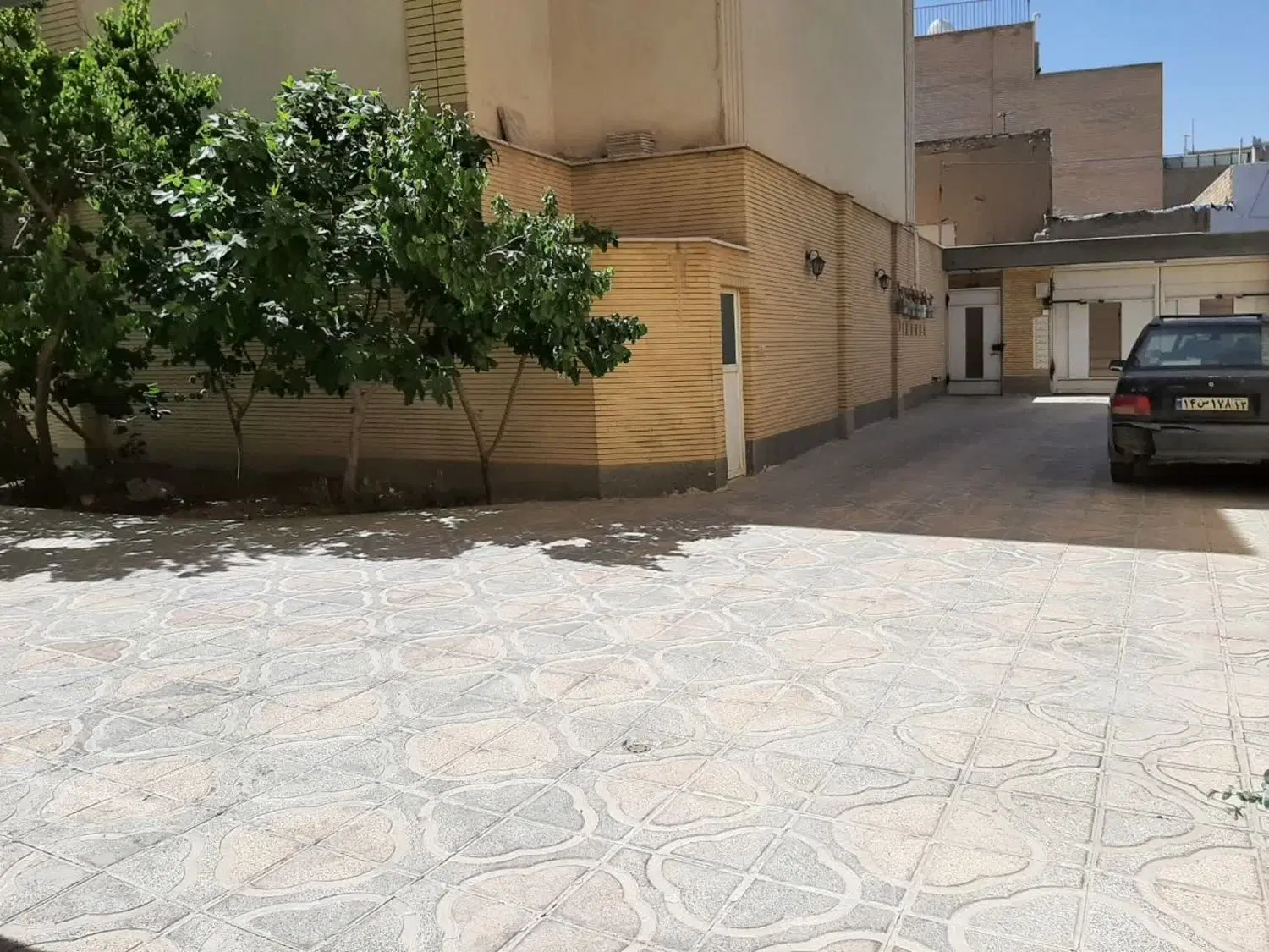 آپارتمان 110 متری با آسانسور وانباری وپارکینگ