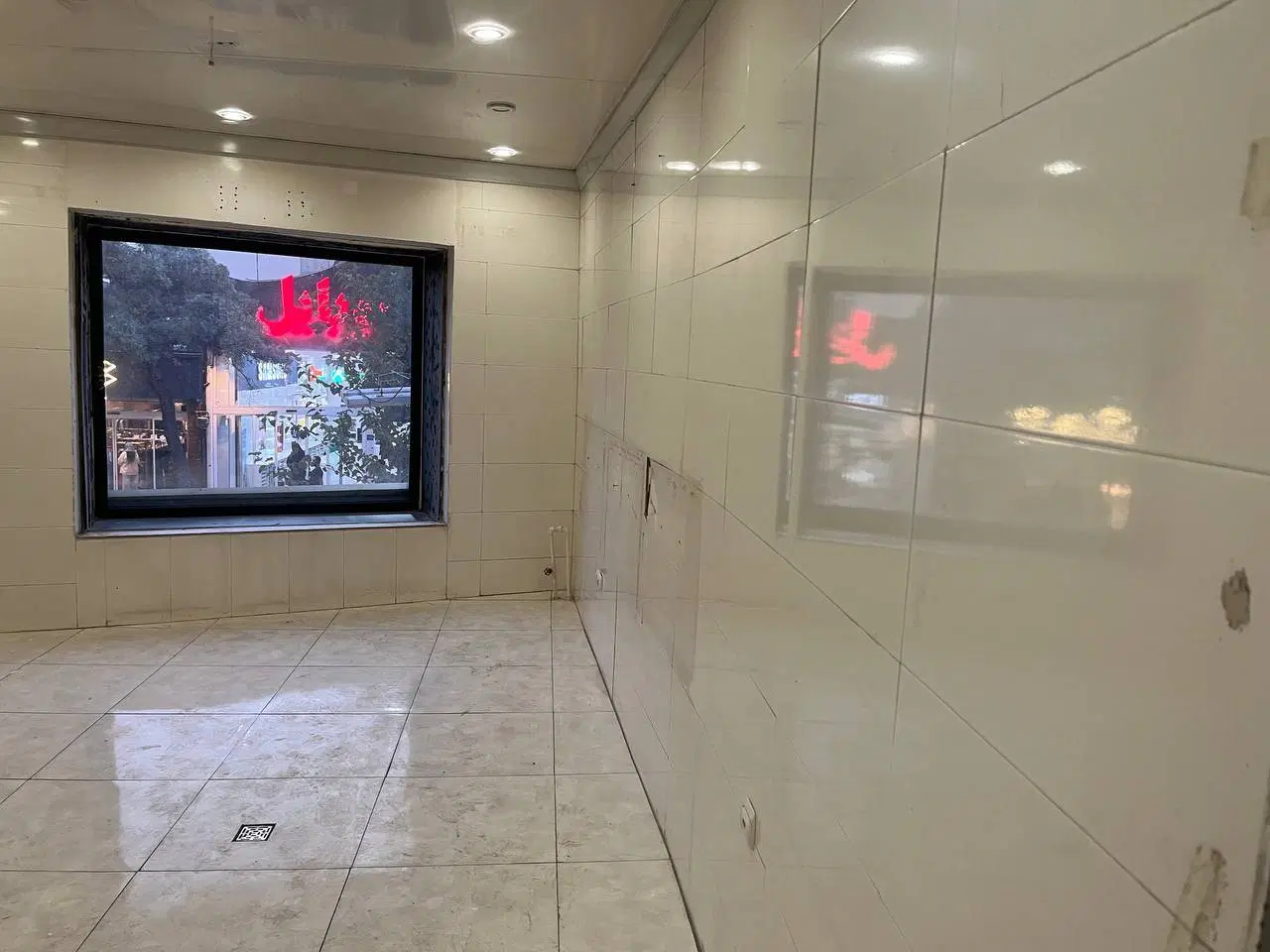 فروش مغازه 27 متری خیابان ملک