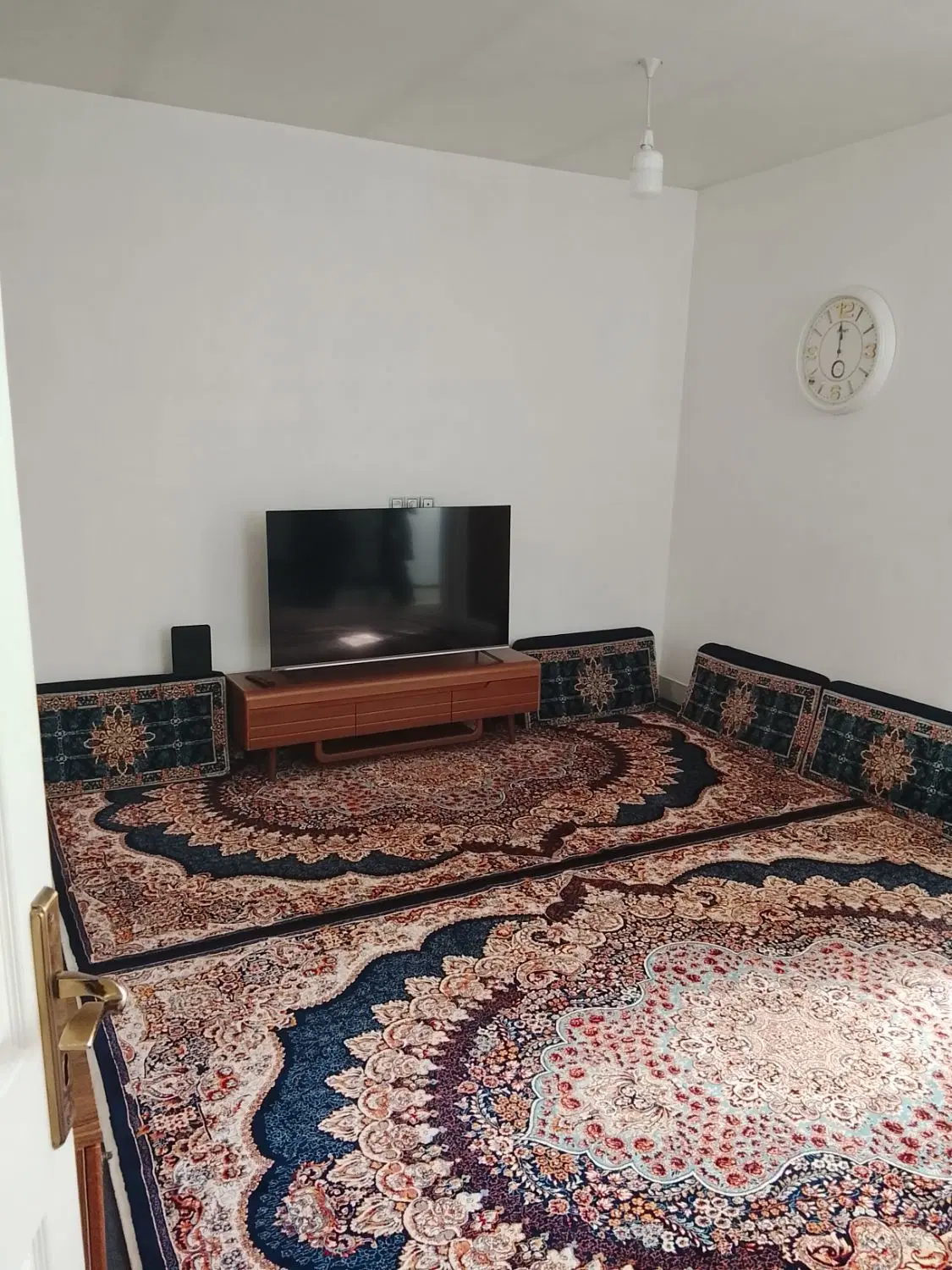ملک تاکستان قزوین معاوضه با ملک مسکونی کرج