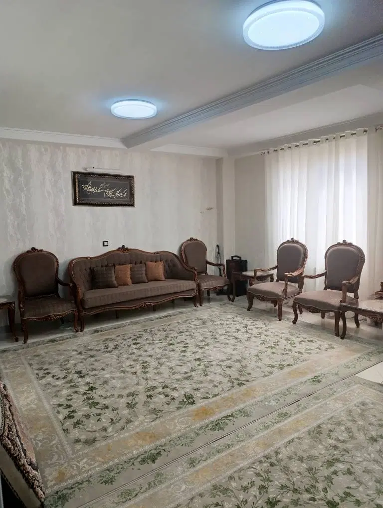 واحد پارکینگدار واقع در گلچین