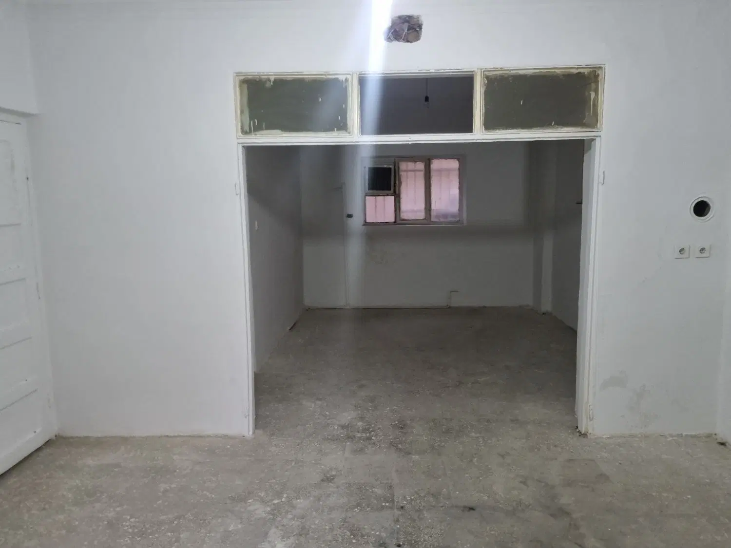 خانه دربستی ،حیاط دار ،۶۰ متر مسکونی