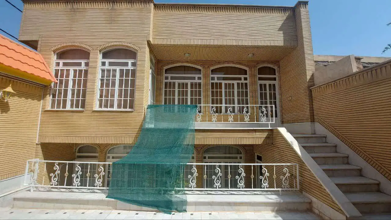 وبلایی دو بر دوطبقه وتجاری بازسازی شده بسیار تمیز