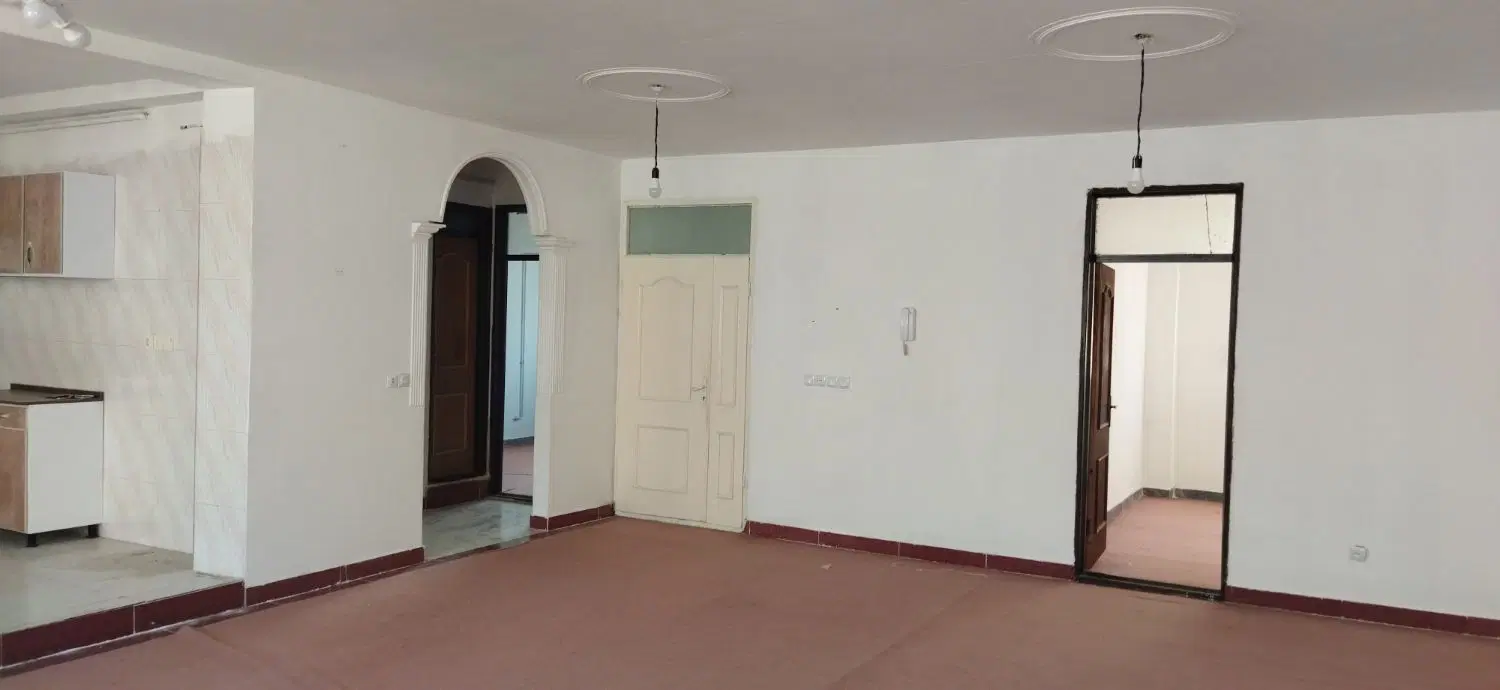 رهن کامل آپارتمان 120متری طبقه ۳ در شهرک سینا
