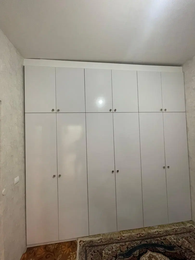 اپارتمانی ۹۰ متر دو خواب اسانسور و پارکینگ دار