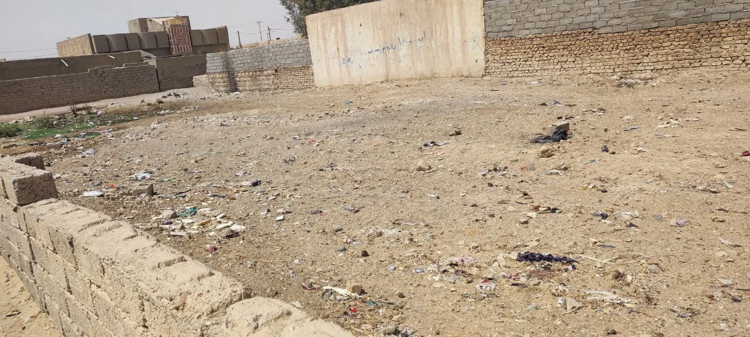 زمین فروشی