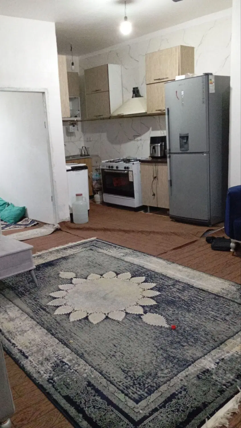 خانه دوطبقه اول کاریابی