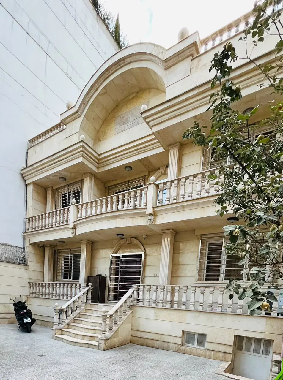 ۲۵۵متر شمالی عمارتی جذاب در قلب نیاوران
