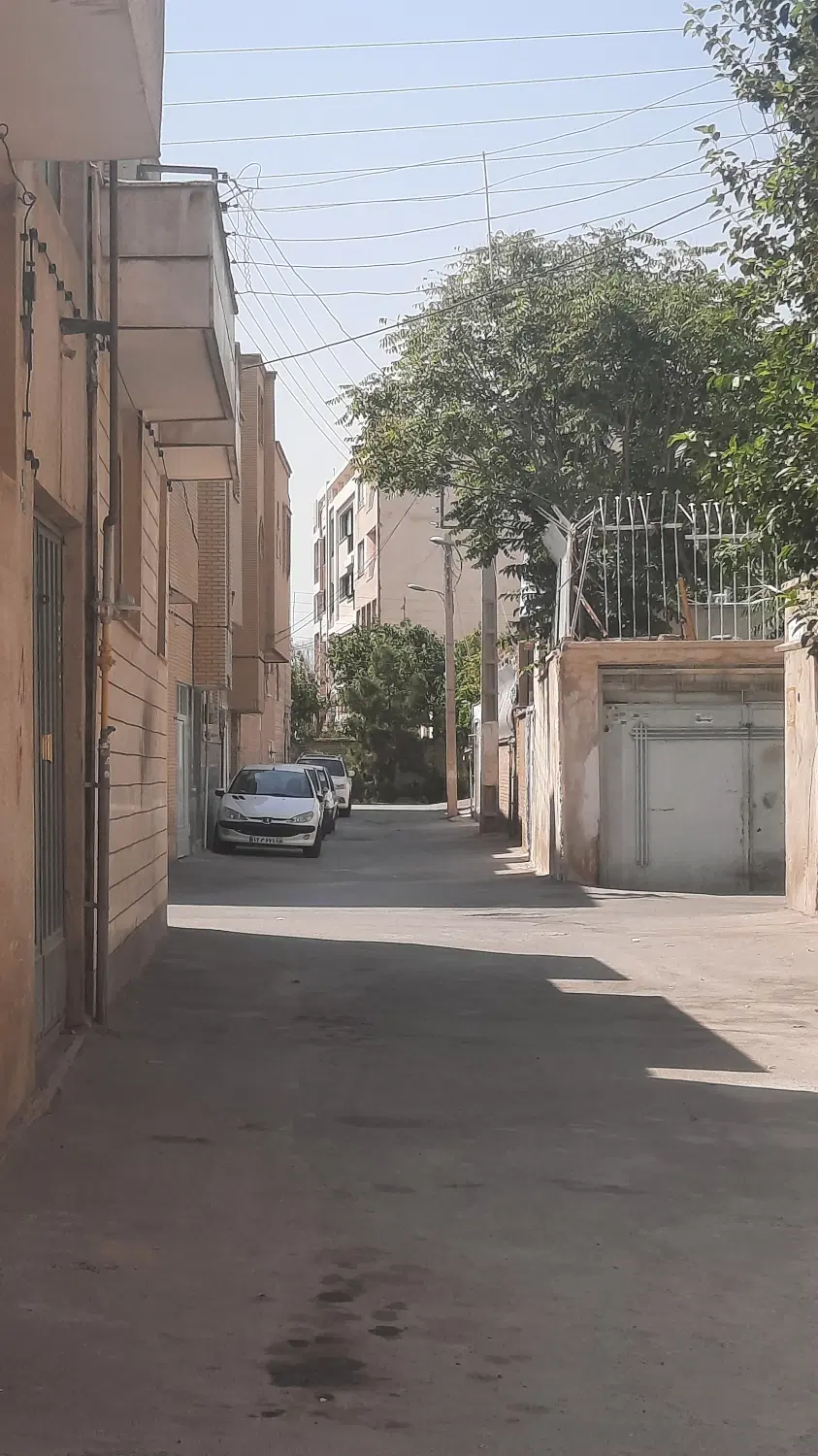 آپارتمان صفر پنج رمضان ۱۳۰ متری سه خواب