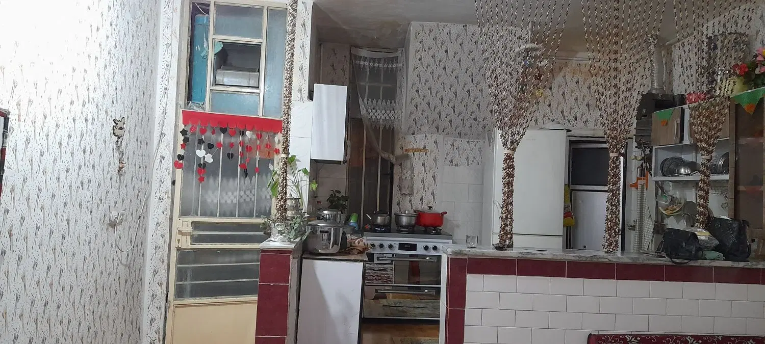 فروش خانه دوطبقه بامتراژ ۷۵متر دره گرم نگارستان۱۷