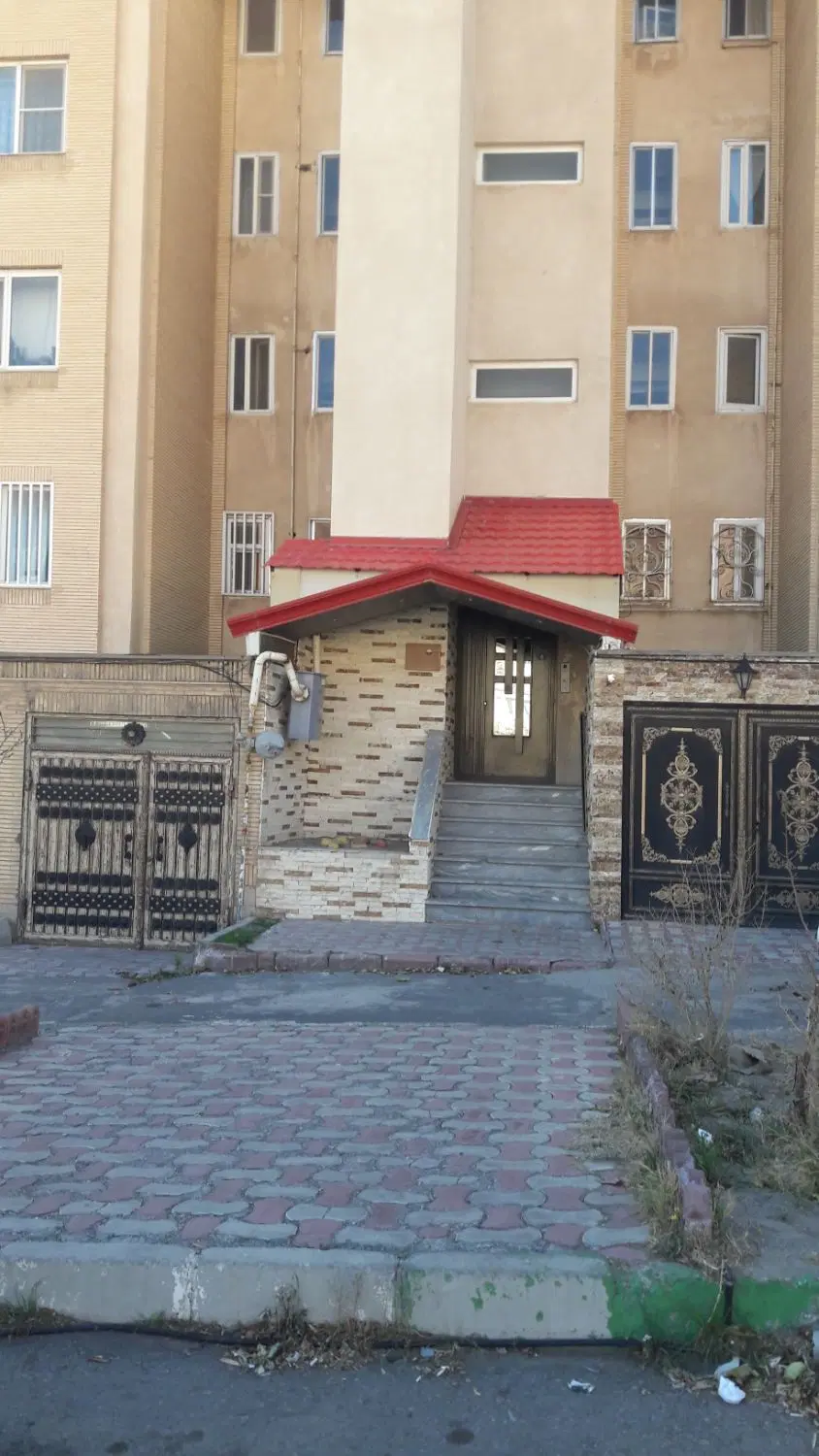 آپارتمان رشدیه روبروی پالادیوم