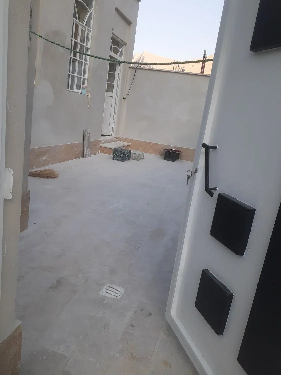 ساختمان مسکونی فروشی