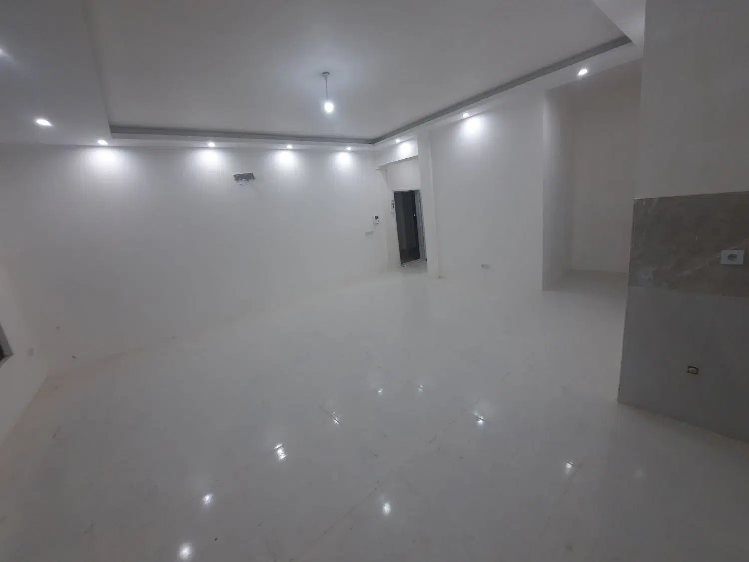 آپارتمان۱۱۵متری با پارکینگ و اسانسور