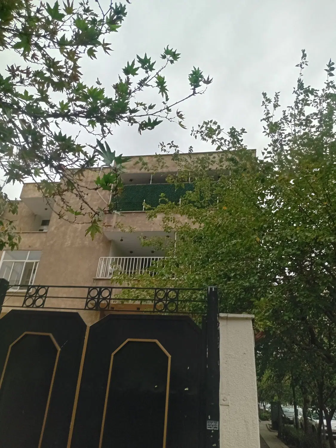 مزایده ملک ۲۰۰ متری قنات کوثر