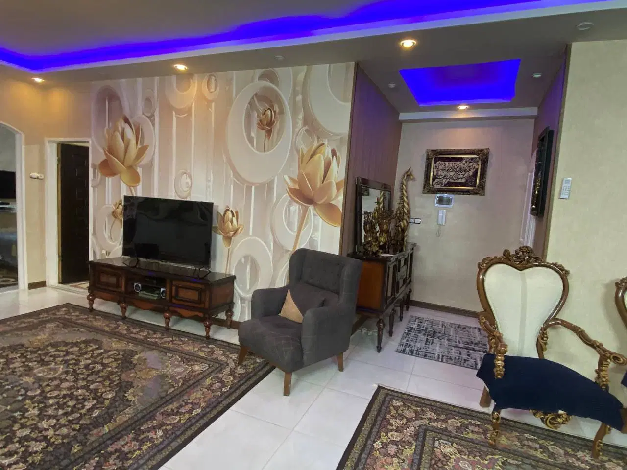 فروش آپارتمان شیک و مرتب بلوار توس . توی ۵۳