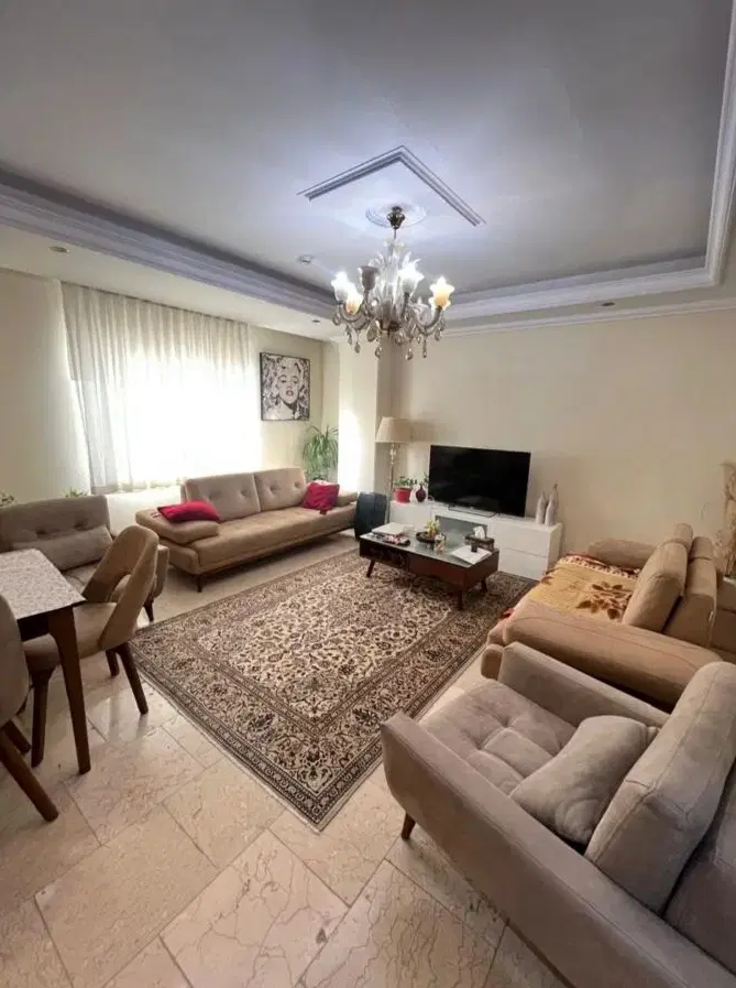 ۴۸متر فول امکانات،خوش نقشه و نورگیر
