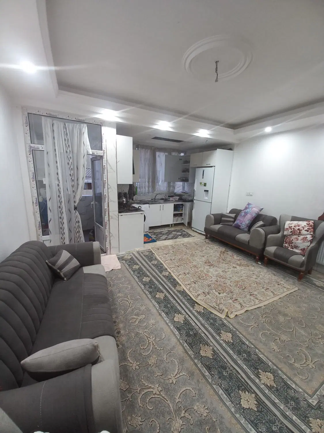 آپارتمان ۴۸ متر یک خواب (املاک کاشانه)