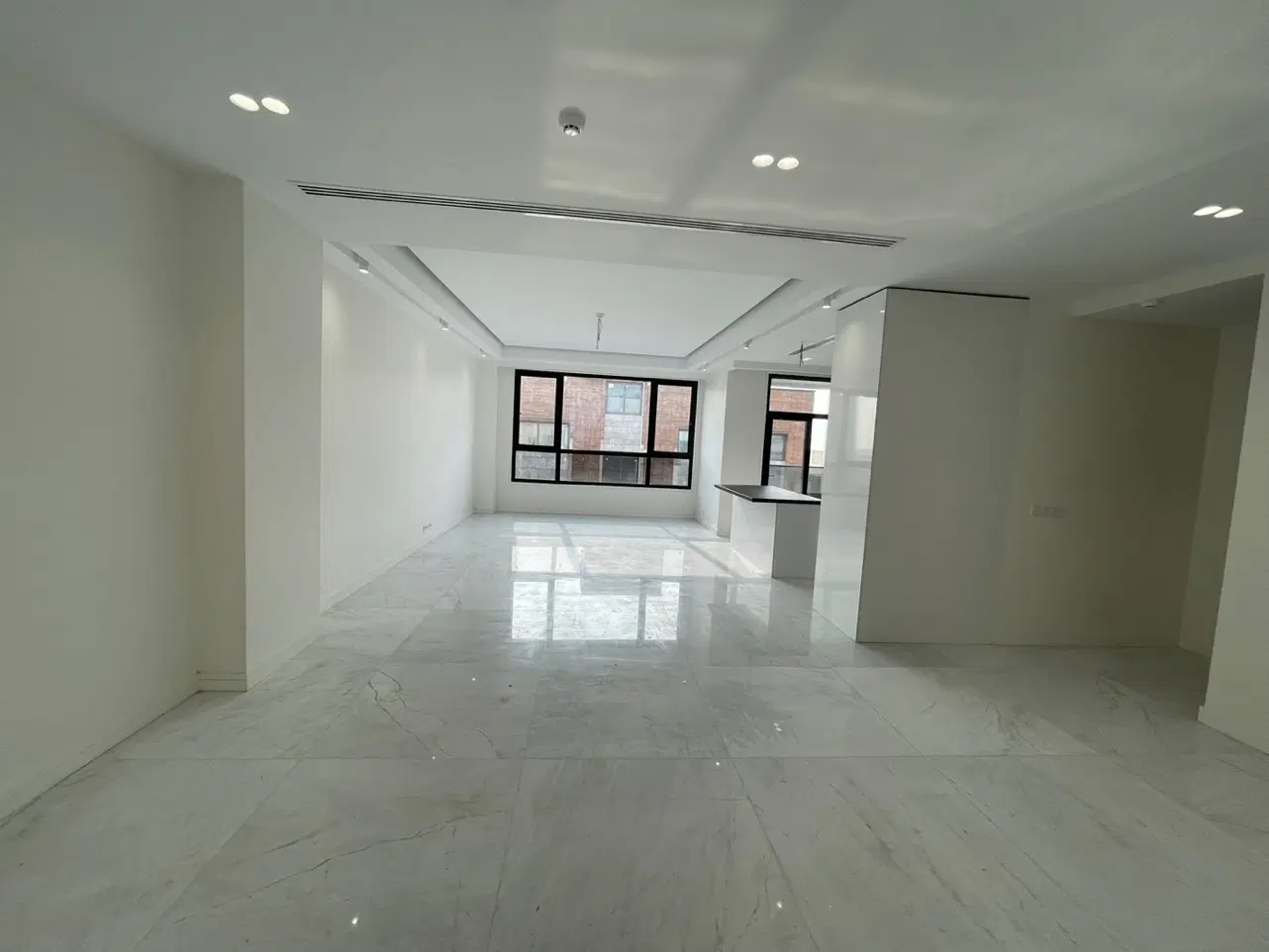 آپارتمان نوساز ۱۲۰ متر نیلوفر