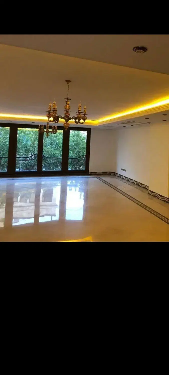 ۱۲۵ متر . شهرک بنفشه.بافت اصلی . کلید نخورده