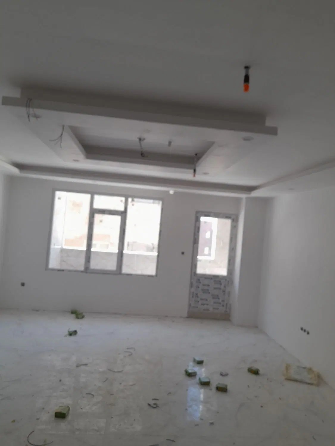 آپارتمان ۱۰۰ متری