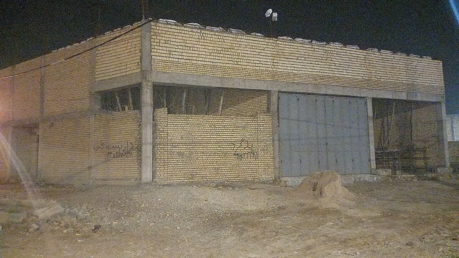 مغازه ۵۰ متری
