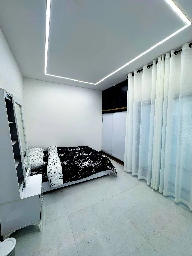 کوچیک باشه ارزون باشه،جاش خوب باشه،سنددار باشه