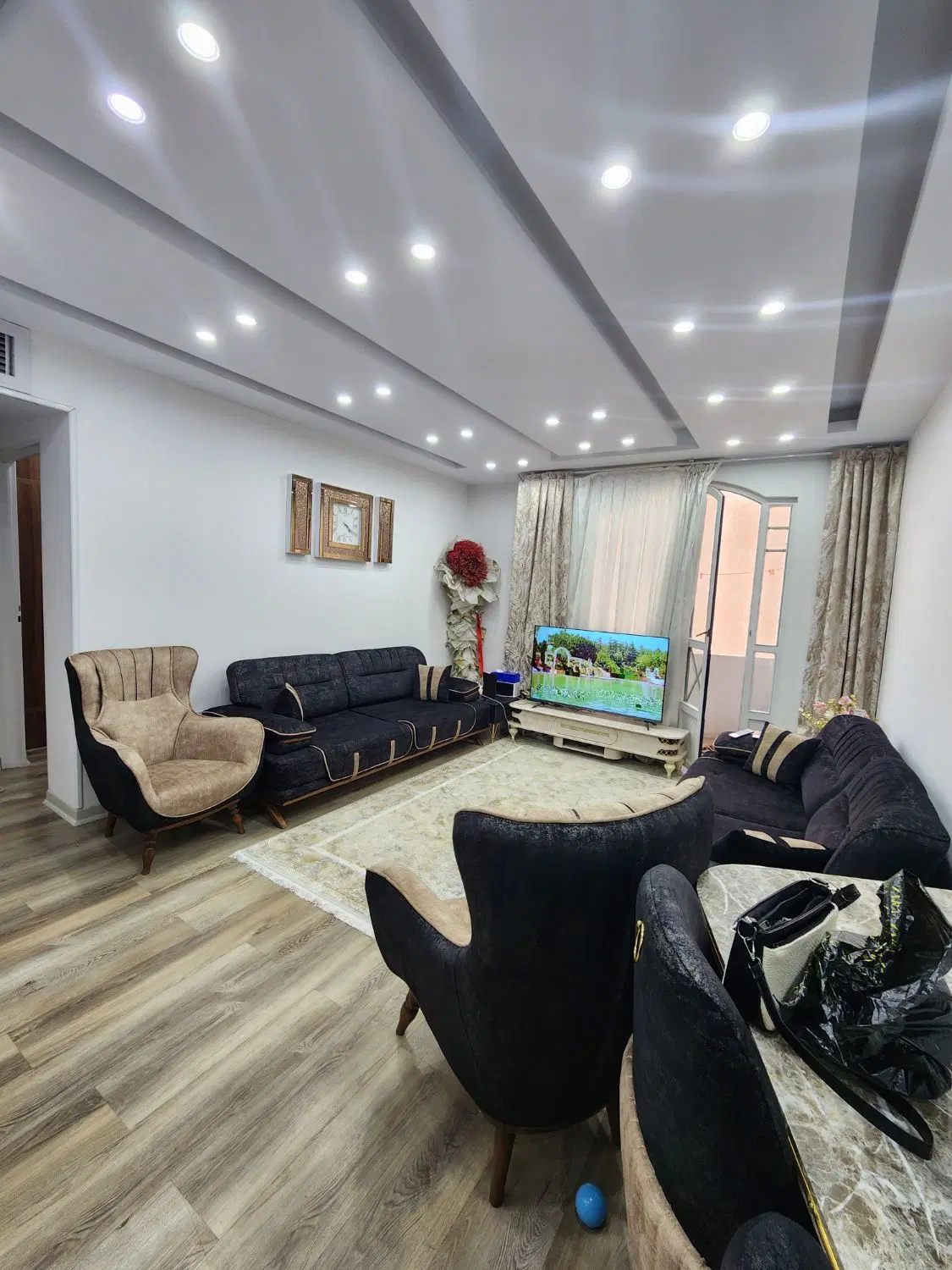 فروش آپارتمان ۷۵متری _ سندتکبرگ _ دهقانویلا کرج