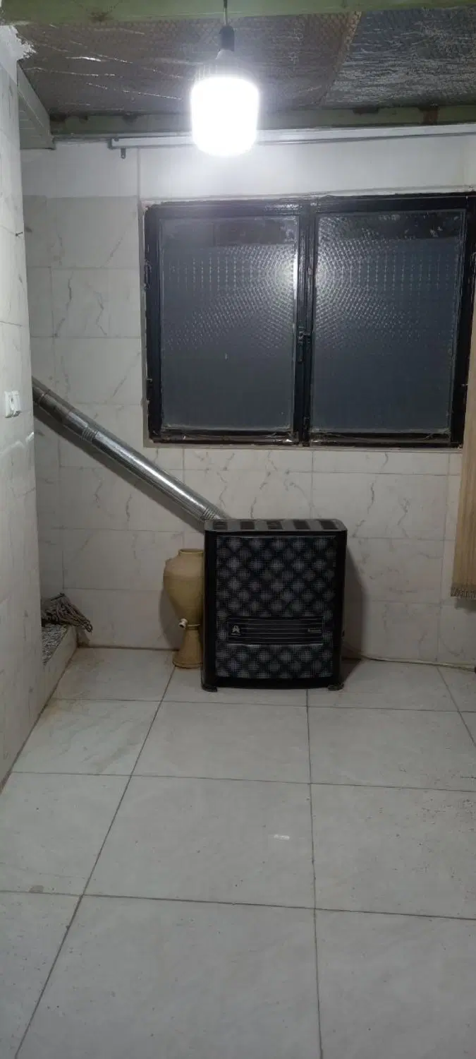 مغازه تجاری خیابان انقلاب
