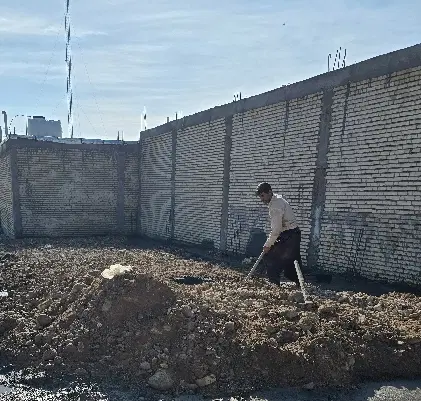 زمین ۵۲ متری دو نبش کلولی